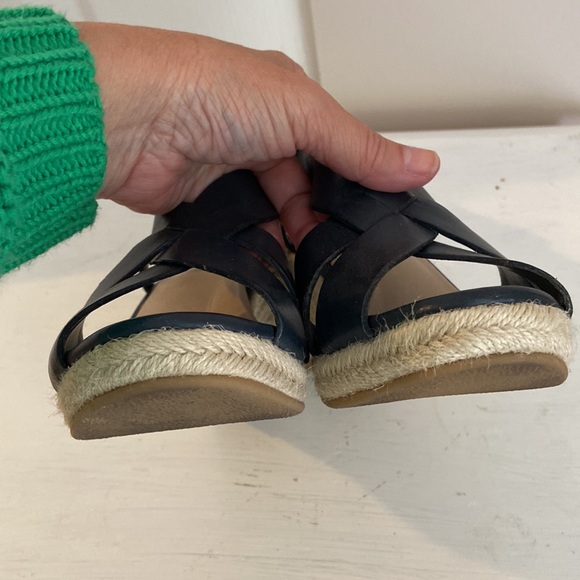 LandsEnd Navy Wedge Sandals - Picture 10 of 12